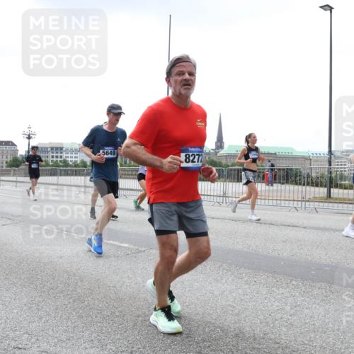 29.06.2025 - hella hamburg halbmarathon Lena Gebhardt http://msf.ph/oto/8433114 29.06.2025 10:44:30 Lombardsbrücke 5649, 564, 8272, 1345, 1519, 1802, 1804, 2186, 2343, 2610, 2674, 2692, 3065, 3506, 3596, 4215, 4496, 4898, 4968, 5127, 5355, 5647, 5649, 5730, 5731, 6002, 7216, 7326, 7610, 7818, 7842, 8272, 8591, 8763, 8957, 9084, 9085, 9331, 9333, 9397, 9510, 9536, 10006, 10223, 10303, 10304, 10416, 11272, 11825, 11955, 12318, 12322, 12409, 12803, 12995, 13262, 13288, 13330, 13390, 13906, 14091, 14123, 14350, 14654, 14681, 14971, 18454, 18459 meine-sportfotos.de