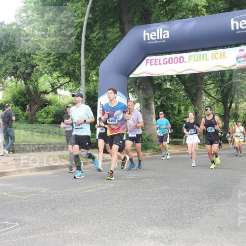 29.06.2025 - hella hamburg halbmarathon KatJ http://msf.ph/oto/8433455 29.06.2025 10:43:52 Zwischen KM18-KM19 1563, 2417, 3836, 4940, 5033, 6416, 7716, 8542, 8652 meine-sportfotos.de