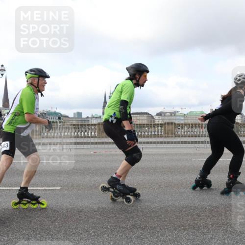 29.06.2025 - hella hamburg halbmarathon Lena Gebhardt http://msf.ph/oto/8433494 29.06.2025 09:01:07 Lombardsbrücke 343 meine-sportfotos.de
