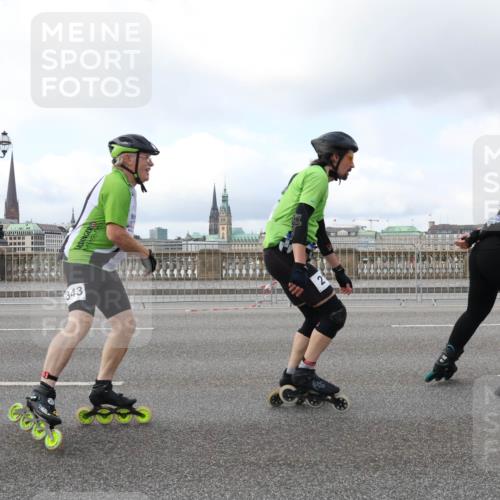 29.06.2025 - hella hamburg halbmarathon Lena Gebhardt http://msf.ph/oto/8433513 29.06.2025 09:01:07 Lombardsbrücke 343 meine-sportfotos.de
