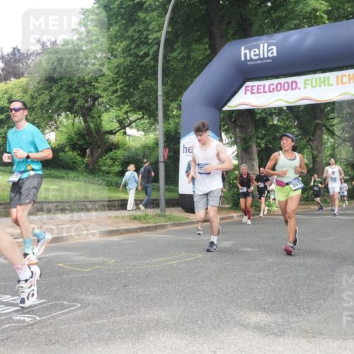 29.06.2025 - hella hamburg halbmarathon KatJ http://msf.ph/oto/8433528 29.06.2025 10:43:55 Zwischen KM18-KM19 1563, 2417, 2676, 3836, 4940, 5570, 6416, 8542 meine-sportfotos.de