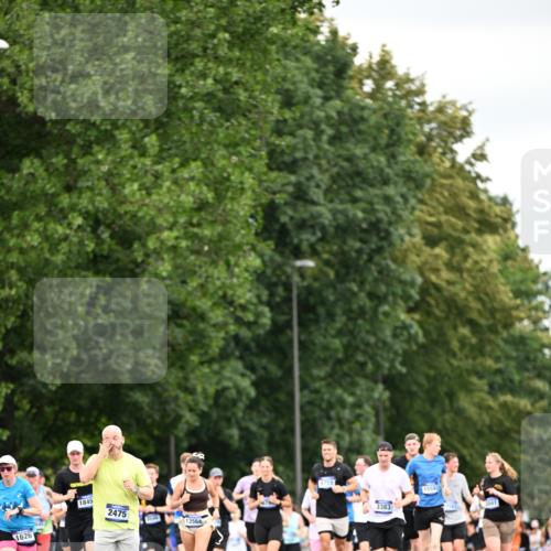 29.06.2025 - hella hamburg halbmarathon Dr. Thomas Lammeyer http://msf.ph/oto/8433544 29.06.2025 10:53:14 Kennedybrücke 1142, 1157, 1174, 1175, 1392, 1626, 1701, 2067, 2475, 3086, 3383, 3486, 4327, 5010, 5551, 7394, 7532, 8719, 9341, 9552, 9691, 10204, 10794, 11000 meine-sportfotos.de