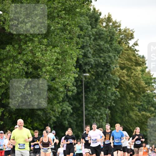 29.06.2025 - hella hamburg halbmarathon Dr. Thomas Lammeyer http://msf.ph/oto/8433557 29.06.2025 10:53:15 Kennedybrücke 1142, 1157, 1174, 1175, 1392, 1626, 1701, 2067, 2475, 3086, 3383, 3486, 4327, 5010, 5551, 7394, 7532, 8719, 9341, 9552, 9691, 10204, 10794, 11000 meine-sportfotos.de