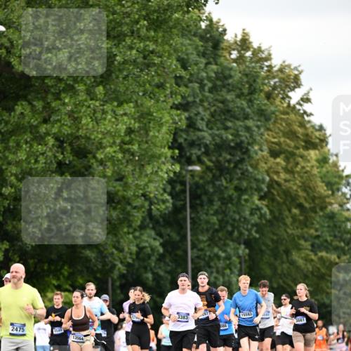 29.06.2025 - hella hamburg halbmarathon Dr. Thomas Lammeyer http://msf.ph/oto/8433610 29.06.2025 10:53:16 Kennedybrücke 1142, 1157, 1174, 1175, 1392, 1626, 1701, 2067, 2475, 3086, 3383, 3486, 3661, 4327, 5551, 7394, 7532, 7931, 8549, 8719, 8759, 8760, 9341, 10204, 10479, 10794, 11000 meine-sportfotos.de