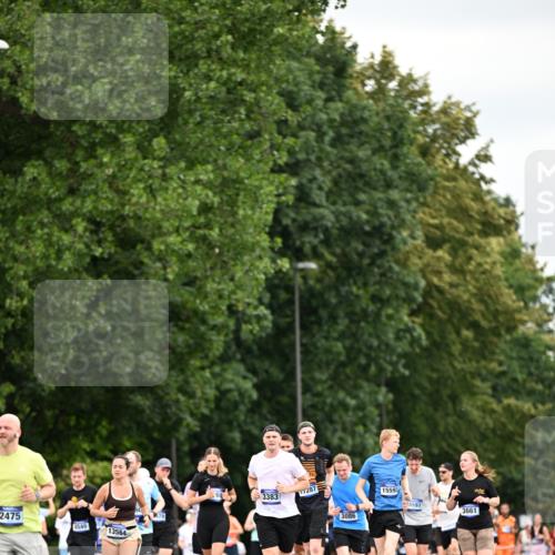 29.06.2025 - hella hamburg halbmarathon Dr. Thomas Lammeyer http://msf.ph/oto/8433624 29.06.2025 10:53:16 Kennedybrücke 1142, 1157, 1174, 1175, 1392, 1626, 1701, 2067, 2475, 3086, 3383, 3486, 3661, 4327, 5551, 7394, 7532, 7931, 8549, 8719, 8759, 8760, 9341, 10204, 10479, 10794, 11000 meine-sportfotos.de