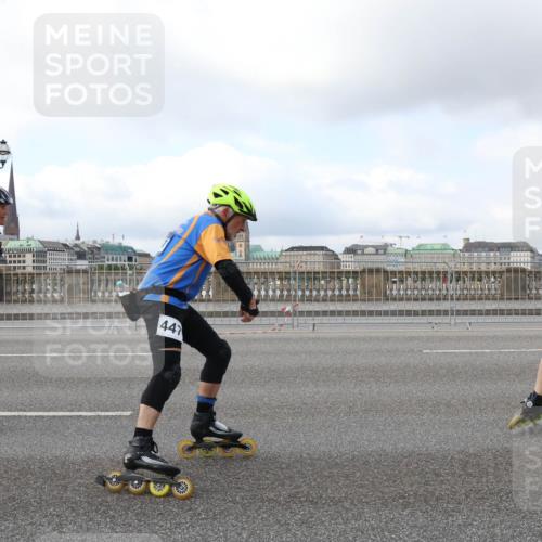 29.06.2025 - hella hamburg halbmarathon Lena Gebhardt http://msf.ph/oto/8433697 29.06.2025 09:01:07 Lombardsbrücke 447, 343 meine-sportfotos.de