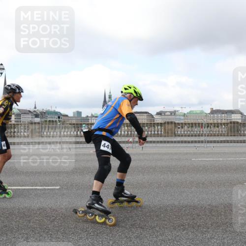 29.06.2025 - hella hamburg halbmarathon Lena Gebhardt http://msf.ph/oto/8433720 29.06.2025 09:01:07 Lombardsbrücke 44, 20343, 3 meine-sportfotos.de