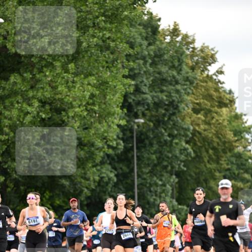 29.06.2025 - hella hamburg halbmarathon Dr. Thomas Lammeyer http://msf.ph/oto/8433731 29.06.2025 10:53:31 Kennedybrücke 1142, 1584, 1626, 2475, 2527, 2668, 3086, 3232, 3383, 3661, 4403, 4769, 5551, 5781, 6191, 6497, 7203, 7650, 7931, 7936, 7947, 7948, 8065, 8549, 8759, 8760, 9245, 9341, 10130, 10204, 10333, 10479, 11192 meine-sportfotos.de