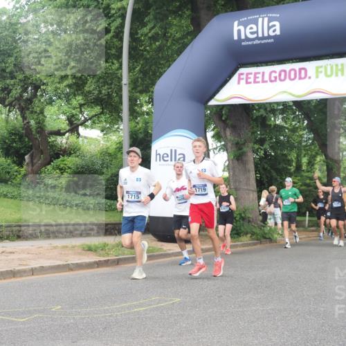 29.06.2025 - hella hamburg halbmarathon KatJ http://msf.ph/oto/8433795 29.06.2025 10:44:07 Zwischen KM18-KM19 1715, 1719, 2883, 3093, 4467 meine-sportfotos.de