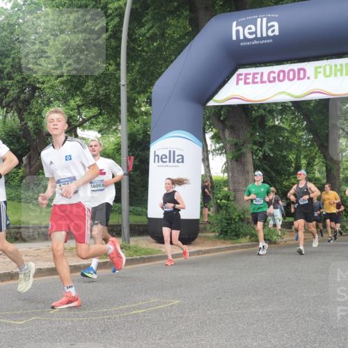 29.06.2025 - hella hamburg halbmarathon KatJ http://msf.ph/oto/8433810 29.06.2025 10:44:07 Zwischen KM18-KM19 1715, 1719, 2883, 3093, 4467 meine-sportfotos.de