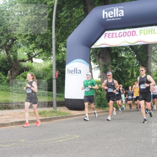 29.06.2025 - hella hamburg halbmarathon KatJ http://msf.ph/oto/8433842 29.06.2025 10:44:09 Zwischen KM18-KM19 1715, 1719, 1833, 2025, 3093, 4467 meine-sportfotos.de