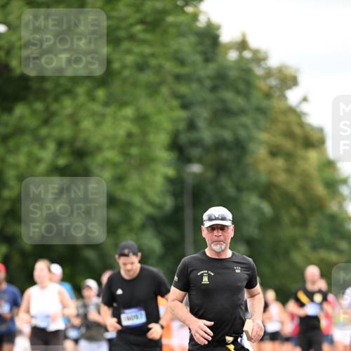 29.06.2025 - hella hamburg halbmarathon Dr. Thomas Lammeyer http://msf.ph/oto/8433869 29.06.2025 10:53:36 Kennedybrücke 1167, 1584, 1626, 2475, 2527, 2668, 3086, 3232, 3253, 3383, 3661, 4403, 4769, 5118, 5551, 5781, 6191, 6497, 7203, 7650, 7931, 7936, 7947, 7948, 8065, 8549, 8759, 8760, 9245, 9341, 10130, 10204, 10333, 10479, 10654, 11192 meine-sportfotos.de