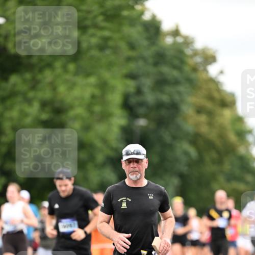 29.06.2025 - hella hamburg halbmarathon Dr. Thomas Lammeyer http://msf.ph/oto/8433895 29.06.2025 10:53:37 Kennedybrücke 1167, 1584, 1626, 2475, 2527, 2668, 3086, 3232, 3253, 3383, 3661, 4403, 4769, 5118, 5551, 5781, 6191, 6497, 7203, 7650, 7931, 7936, 7947, 7948, 8065, 8549, 8759, 8760, 9245, 9341, 10130, 10204, 10333, 10479, 10654, 11192 meine-sportfotos.de
