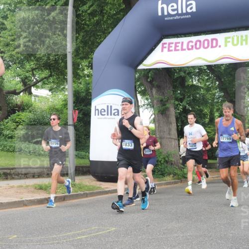 29.06.2025 - hella hamburg halbmarathon KatJ http://msf.ph/oto/8433944 29.06.2025 10:44:11 Zwischen KM18-KM19 1715, 1719, 1833, 2025, 2488, 3093, 3413, 4467 meine-sportfotos.de