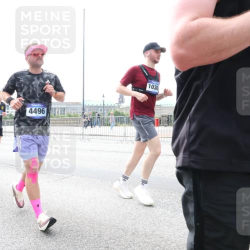 29.06.2025 - hella hamburg halbmarathon Lena Gebhardt http://msf.ph/oto/8433981 29.06.2025 10:44:37 Lombardsbrücke 1623, 4496, 1030, 1273, 1345, 1519, 1924, 2343, 2610, 2674, 3065, 3506, 4215, 4496, 4968, 5355, 5647, 5649, 5730, 5731, 6002, 6841, 6888, 7216, 7818, 7842, 8272, 8582, 8763, 9036, 9084, 9085, 9331, 9333, 9397, 9510, 9536, 10006, 10223, 10303, 10304, 10416, 10668, 11272, 11825, 11955, 12318, 12322, 12409, 12803, 12995, 13039, 13262, 13288, 13330, 13390, 13906, 14091, 14123, 14350, 14654, 14681, 14971, 18454, 18459 meine-sportfotos.de
