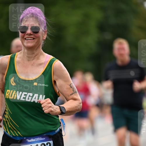 29.06.2025 - hella hamburg halbmarathon Dr. Thomas Lammeyer http://msf.ph/oto/8434045 29.06.2025 10:53:44 Kennedybrücke 1167, 1584, 2437, 2438, 2527, 2668, 2716, 3086, 3232, 3253, 3661, 4403, 4769, 5118, 5479, 5480, 5781, 6191, 6497, 7203, 7650, 7679, 7931, 7936, 7947, 7948, 8065, 8549, 8759, 8760, 9245, 10130, 10333, 10479, 10654, 10782, 11192 meine-sportfotos.de