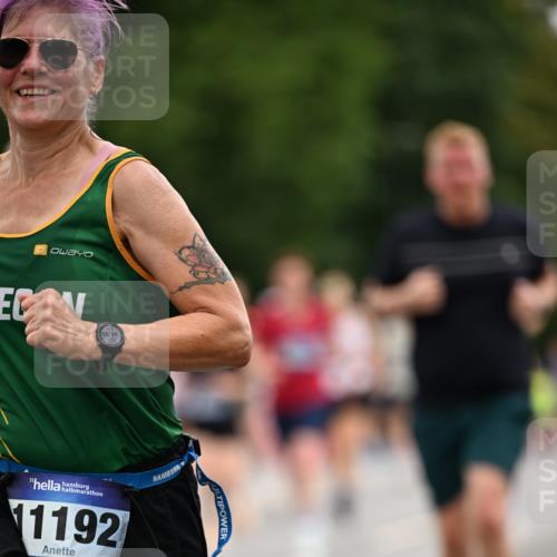29.06.2025 - hella hamburg halbmarathon Dr. Thomas Lammeyer http://msf.ph/oto/8434051 29.06.2025 10:53:45 Kennedybrücke 1167, 1584, 2437, 2438, 2527, 2668, 2716, 3232, 3253, 3661, 4403, 4769, 5118, 5479, 5480, 5781, 6191, 6497, 7203, 7650, 7679, 7931, 7936, 7947, 7948, 8065, 8549, 8759, 8760, 9245, 10130, 10333, 10479, 10654, 10782, 11192 meine-sportfotos.de