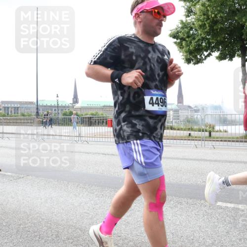 29.06.2025 - hella hamburg halbmarathon Lena Gebhardt http://msf.ph/oto/8434067 29.06.2025 10:44:37 Lombardsbrücke 23, 4496, 1273, 1345, 1519, 1924, 2343, 2610, 2674, 3065, 3506, 4215, 4496, 4968, 5355, 5647, 5649, 5730, 5731, 6002, 6841, 6888, 7216, 7818, 7842, 8272, 8582, 8763, 9036, 9084, 9085, 9331, 9333, 9397, 9510, 9536, 10006, 10223, 10303, 10304, 10416, 10668, 11272, 11825, 11955, 12318, 12322, 12409, 12803, 12995, 13039, 13262, 13288, 13330, 13390, 13906, 14091, 14123, 14350, 14654, 14681, 14971, 18454, 18459 meine-sportfotos.de