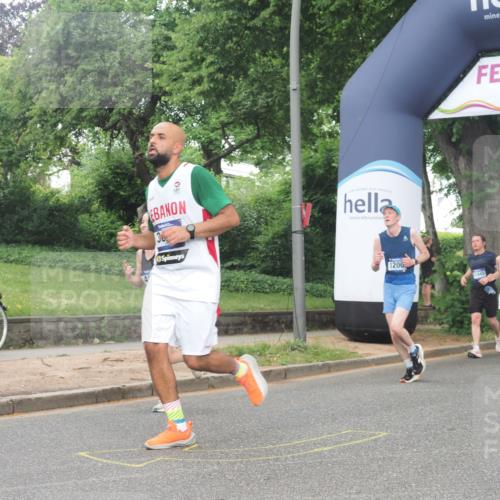 29.06.2025 - hella hamburg halbmarathon KatJ http://msf.ph/oto/8434120 29.06.2025 10:44:16 Zwischen KM18-KM19 1200, 1833, 2025, 2488, 3413, 3859, 4426, 5015, 5134, 5457, 5458, 5728 meine-sportfotos.de