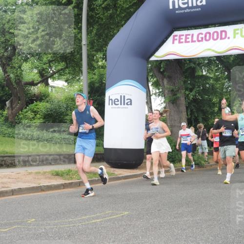 29.06.2025 - hella hamburg halbmarathon KatJ http://msf.ph/oto/8434141 29.06.2025 10:44:17 Zwischen KM18-KM19 1200, 1833, 2488, 3413, 3859, 4426, 5015, 5134, 5457, 5458, 5728 meine-sportfotos.de