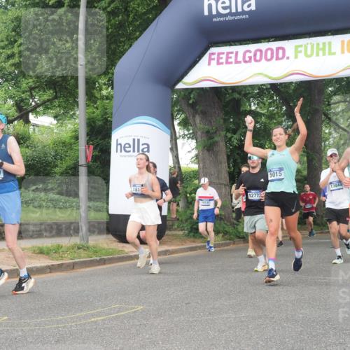 29.06.2025 - hella hamburg halbmarathon KatJ http://msf.ph/oto/8434168 29.06.2025 10:44:17 Zwischen KM18-KM19 1200, 1833, 2488, 3413, 3859, 4426, 5015, 5134, 5457, 5458, 5728 meine-sportfotos.de