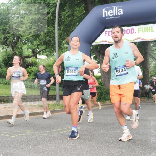 29.06.2025 - hella hamburg halbmarathon KatJ http://msf.ph/oto/8434239 29.06.2025 10:44:19 Zwischen KM18-KM19 1200, 2488, 3859, 4426, 5015, 5134, 5457, 5458, 5728 meine-sportfotos.de