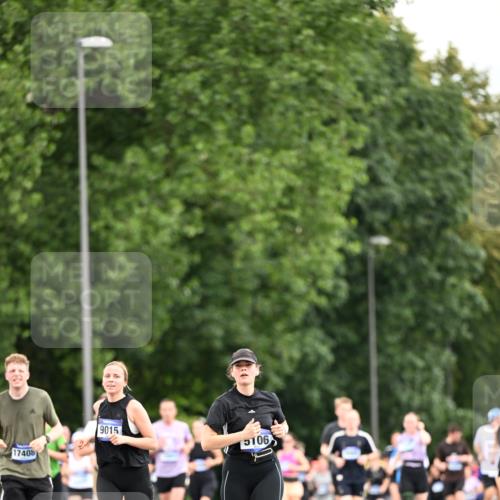 29.06.2025 - hella hamburg halbmarathon Dr. Thomas Lammeyer http://msf.ph/oto/8434474 29.06.2025 10:54:05 Kennedybrücke 1525, 1805, 2437, 2438, 2541, 2716, 2927, 2997, 3070, 3253, 4589, 5106, 5479, 5480, 5997, 6680, 6694, 6989, 7679, 9015, 9162, 9261, 10038, 10704, 10782, 11030 meine-sportfotos.de