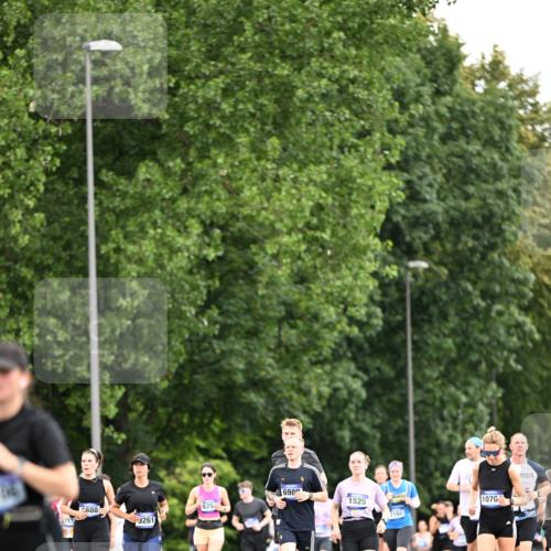 29.06.2025 - hella hamburg halbmarathon Dr. Thomas Lammeyer http://msf.ph/oto/8434591 29.06.2025 10:54:09 Kennedybrücke 1525, 1805, 2437, 2438, 2541, 2716, 2927, 2997, 3070, 4589, 5106, 5479, 5480, 5997, 6680, 6694, 6989, 7679, 8254, 9015, 9162, 9261, 10038, 10060, 10704, 10782, 11030 meine-sportfotos.de