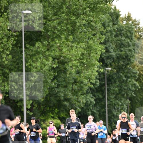 29.06.2025 - hella hamburg halbmarathon Dr. Thomas Lammeyer http://msf.ph/oto/8434599 29.06.2025 10:54:09 Kennedybrücke 1525, 1805, 2437, 2438, 2541, 2716, 2927, 2997, 3070, 4589, 5106, 5479, 5480, 5997, 6680, 6694, 6989, 7679, 8254, 9015, 9162, 9261, 10038, 10060, 10704, 10782, 11030 meine-sportfotos.de