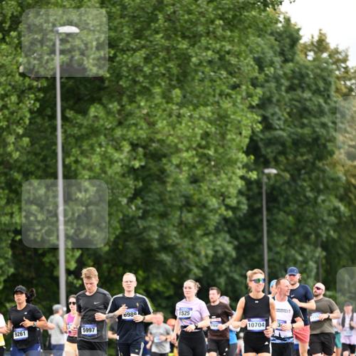 29.06.2025 - hella hamburg halbmarathon Dr. Thomas Lammeyer http://msf.ph/oto/8434674 29.06.2025 10:54:11 Kennedybrücke 1525, 1805, 2437, 2438, 2541, 2927, 2997, 3070, 4589, 5106, 5479, 5480, 5997, 6680, 6694, 6989, 7679, 7755, 8254, 9015, 9162, 9261, 10038, 10060, 10704, 10782, 11030 meine-sportfotos.de