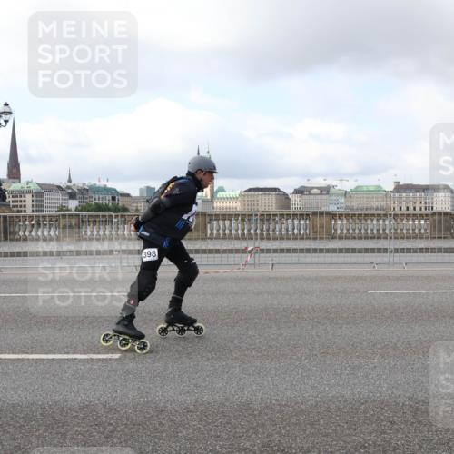 29.06.2025 - hella hamburg halbmarathon Lena Gebhardt http://msf.ph/oto/8434748 29.06.2025 09:01:28 Lombardsbrücke 398 meine-sportfotos.de