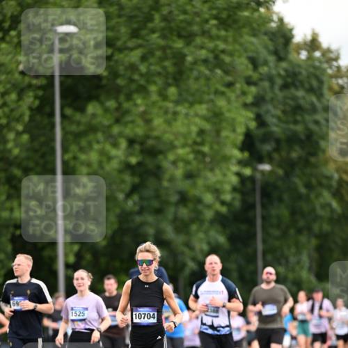29.06.2025 - hella hamburg halbmarathon Dr. Thomas Lammeyer http://msf.ph/oto/8434795 29.06.2025 10:54:14 Kennedybrücke 1525, 1805, 2160, 2541, 2927, 2997, 3070, 4589, 5106, 5997, 6680, 6694, 6989, 7755, 8254, 9015, 9162, 9261, 10038, 10060, 10704, 10782, 11030 meine-sportfotos.de