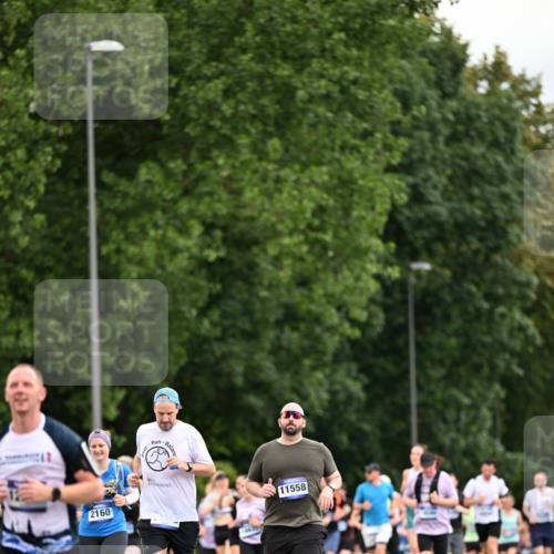 29.06.2025 - hella hamburg halbmarathon Dr. Thomas Lammeyer http://msf.ph/oto/8434951 29.06.2025 10:54:18 Kennedybrücke 1525, 1805, 2160, 2541, 2927, 3070, 3710, 4168, 4589, 5106, 5997, 6680, 6694, 6989, 7755, 8254, 9015, 9162, 9261, 9940, 10038, 10060, 10704, 11030, 11426 meine-sportfotos.de