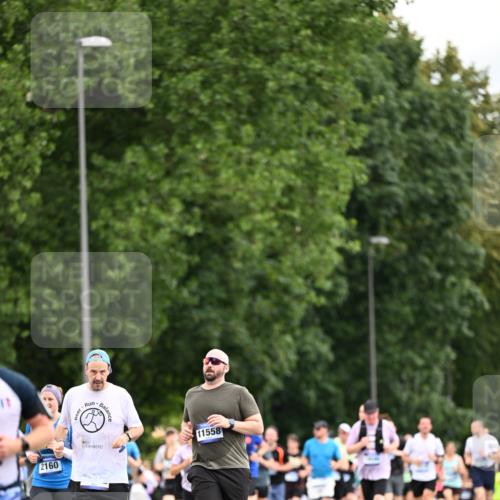 29.06.2025 - hella hamburg halbmarathon Dr. Thomas Lammeyer http://msf.ph/oto/8434980 29.06.2025 10:54:19 Kennedybrücke 1525, 1805, 2160, 2541, 2927, 3070, 3701, 3710, 4168, 4589, 5106, 5997, 6680, 6694, 6989, 7755, 8254, 9015, 9162, 9261, 9940, 10038, 10060, 10704, 11030, 11426 meine-sportfotos.de