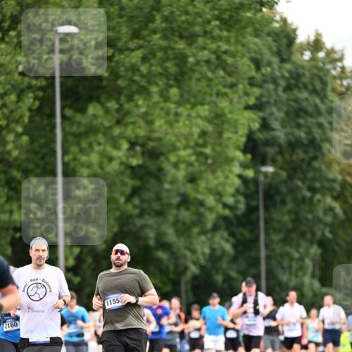 29.06.2025 - hella hamburg halbmarathon Dr. Thomas Lammeyer http://msf.ph/oto/8435003 29.06.2025 10:54:20 Kennedybrücke 1525, 1805, 2160, 2541, 2927, 3070, 3701, 3710, 4168, 4589, 5106, 5997, 6680, 6694, 6989, 7755, 8254, 9015, 9162, 9261, 9940, 10038, 10060, 10704, 11030, 11426 meine-sportfotos.de