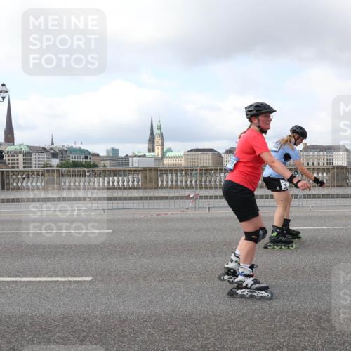 29.06.2025 - hella hamburg halbmarathon Lena Gebhardt http://msf.ph/oto/8435054 29.06.2025 09:01:32 Lombardsbrücke  meine-sportfotos.de