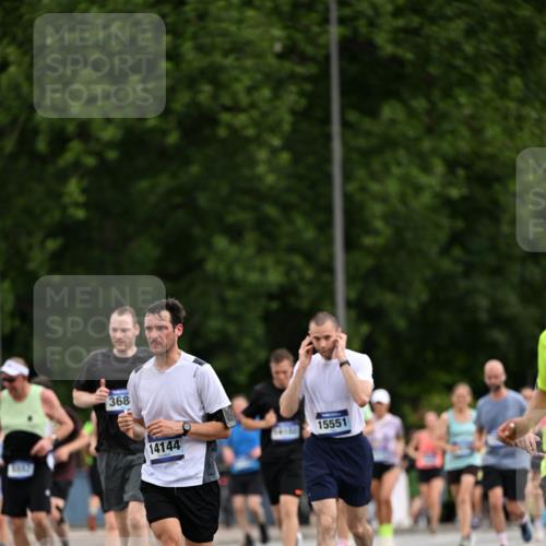 29.06.2025 - hella hamburg halbmarathon Dr. Thomas Lammeyer http://msf.ph/oto/8435259 29.06.2025 10:54:34 Kennedybrücke 1259, 1525, 1625, 2160, 3680, 3701, 3710, 4168, 4870, 5119, 5552, 6015, 6989, 7721, 7722, 7755, 8254, 8299, 9261, 9940, 10033, 10060, 11426 meine-sportfotos.de