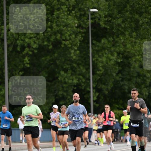 29.06.2025 - hella hamburg halbmarathon Dr. Thomas Lammeyer http://msf.ph/oto/8435302 29.06.2025 10:54:38 Kennedybrücke 1259, 1625, 2160, 3680, 3701, 3710, 4168, 4642, 4870, 5119, 5552, 6015, 7721, 7722, 7755, 8299, 9940, 10033, 10060, 11426 meine-sportfotos.de