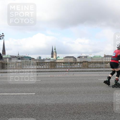 29.06.2025 - hella hamburg halbmarathon Lena Gebhardt http://msf.ph/oto/8435305 29.06.2025 09:01:38 Lombardsbrücke 2008 meine-sportfotos.de