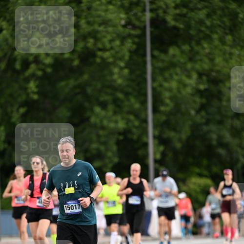 29.06.2025 - hella hamburg halbmarathon Dr. Thomas Lammeyer http://msf.ph/oto/8435456 29.06.2025 10:54:43 Kennedybrücke 1259, 1487, 1511, 1625, 2047, 2160, 3680, 3701, 3710, 4168, 4642, 4870, 5119, 5552, 6015, 7721, 7722, 8299, 9096, 9940, 10033, 11426 meine-sportfotos.de
