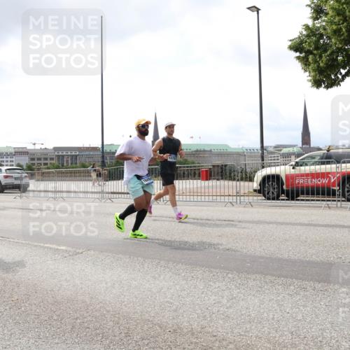 29.06.2025 - hella hamburg halbmarathon Lena Gebhardt http://msf.ph/oto/8435484 29.06.2025 10:44:59 Lombardsbrücke 1273, 16494, 10707, 1024, 1273, 1629, 1685, 1798, 1924, 2007, 2674, 2779, 3160, 3164, 3506, 3570, 3993, 4186, 4215, 4275, 4337, 4851, 4968, 5190, 5355, 6509, 6841, 6888, 6980, 7699, 7912, 8582, 8594, 8762, 8907, 9036, 9084, 9085, 9331, 9333, 9397, 9536, 10006, 10416, 10562, 10566, 10668, 10707, 11272, 11314, 12198, 12318, 12332, 12334, 12394, 13039, 13261, 13288, 14350, 14681, 14971, 18454, 18459 meine-sportfotos.de
