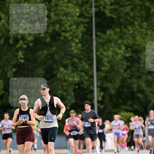29.06.2025 - hella hamburg halbmarathon Dr. Thomas Lammeyer http://msf.ph/oto/8435576 29.06.2025 10:54:50 Kennedybrücke 1259, 1478, 1487, 1511, 1625, 2047, 3680, 4642, 4695, 4870, 5119, 5552, 6015, 7133, 7161, 7677, 7721, 7722, 8299, 8833, 9096, 10033 meine-sportfotos.de