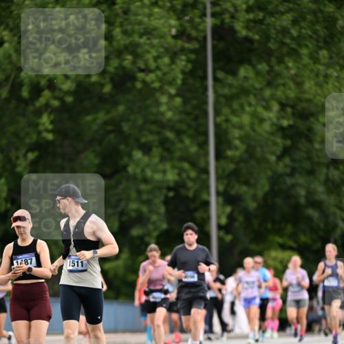 29.06.2025 - hella hamburg halbmarathon Dr. Thomas Lammeyer http://msf.ph/oto/8435588 29.06.2025 10:54:51 Kennedybrücke 1259, 1478, 1487, 1511, 1625, 2047, 3680, 4642, 4695, 4870, 5119, 5552, 6015, 7133, 7161, 7677, 7721, 7722, 8299, 8833, 9096, 10033, 10437 meine-sportfotos.de