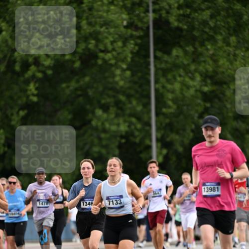 29.06.2025 - hella hamburg halbmarathon Dr. Thomas Lammeyer http://msf.ph/oto/8435677 29.06.2025 10:55:00 Kennedybrücke 1478, 1487, 1511, 1625, 2047, 3647, 4642, 4695, 4870, 6015, 6178, 7133, 7161, 7677, 8833, 8986, 9096, 10437 meine-sportfotos.de