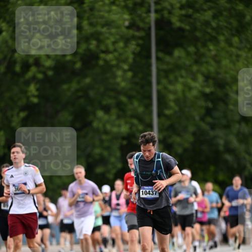 29.06.2025 - hella hamburg halbmarathon Dr. Thomas Lammeyer http://msf.ph/oto/8435778 29.06.2025 10:55:04 Kennedybrücke 1478, 1487, 1511, 2047, 3647, 4642, 4695, 4848, 6178, 7133, 7141, 7161, 7677, 8833, 8986, 9096, 9605, 10437 meine-sportfotos.de