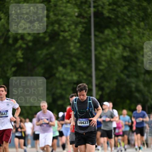 29.06.2025 - hella hamburg halbmarathon Dr. Thomas Lammeyer http://msf.ph/oto/8435791 29.06.2025 10:55:04 Kennedybrücke 1478, 1487, 1511, 2047, 3647, 4642, 4695, 4848, 6178, 7133, 7141, 7161, 7677, 8833, 8986, 9096, 9605, 10437 meine-sportfotos.de