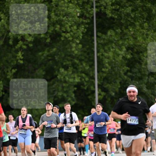 29.06.2025 - hella hamburg halbmarathon Dr. Thomas Lammeyer http://msf.ph/oto/8435891 29.06.2025 10:55:07 Kennedybrücke 1478, 1487, 1511, 2047, 3647, 4695, 4848, 5530, 6178, 7133, 7141, 7161, 7677, 8833, 8986, 9096, 9605, 10437 meine-sportfotos.de