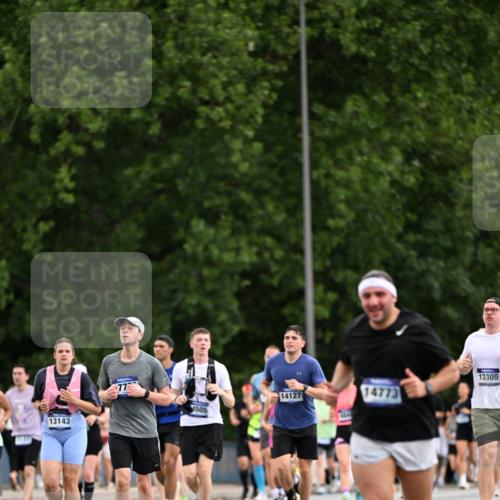 29.06.2025 - hella hamburg halbmarathon Dr. Thomas Lammeyer http://msf.ph/oto/8435905 29.06.2025 10:55:07 Kennedybrücke 1478, 1487, 1511, 2047, 3647, 4695, 4848, 5530, 6178, 7133, 7141, 7161, 7677, 8833, 8986, 9096, 9605, 10437 meine-sportfotos.de