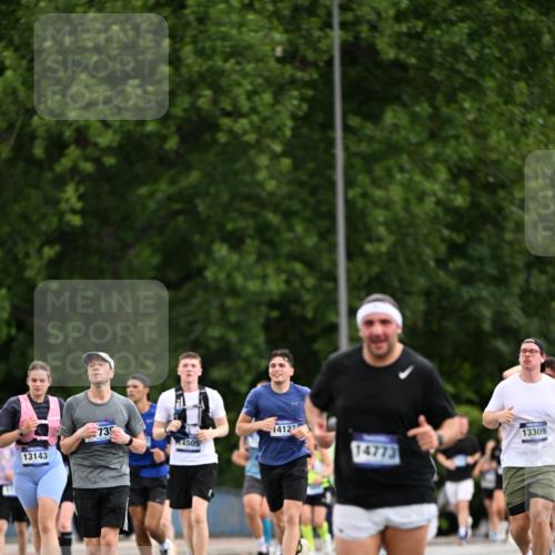 29.06.2025 - hella hamburg halbmarathon Dr. Thomas Lammeyer http://msf.ph/oto/8435918 29.06.2025 10:55:08 Kennedybrücke 1478, 1487, 1511, 2047, 2358, 2859, 3647, 4695, 4848, 5530, 6178, 7133, 7141, 7161, 7677, 8833, 8986, 9096, 9605, 10437 meine-sportfotos.de