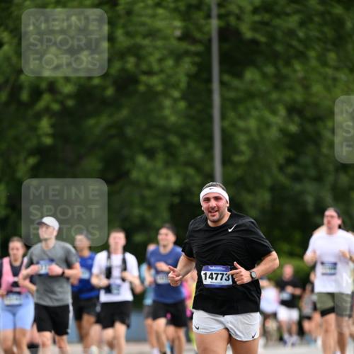 29.06.2025 - hella hamburg halbmarathon Dr. Thomas Lammeyer http://msf.ph/oto/8435921 29.06.2025 10:55:08 Kennedybrücke 1478, 1487, 1511, 2047, 2358, 2859, 3647, 4695, 4848, 5530, 6178, 7133, 7141, 7161, 7677, 8833, 8986, 9096, 9605, 10437 meine-sportfotos.de